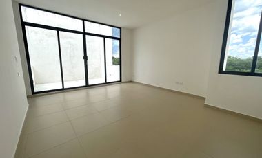 Casa en venta en privada Nadira zona de Conkal