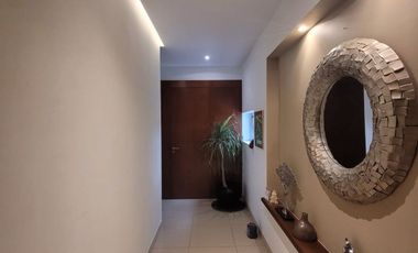 Se vende departamento amueblado en Anthea, Yucatán Country Club.