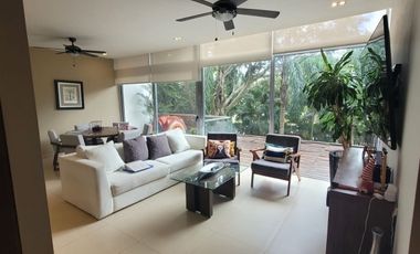 Se vende departamento amueblado en Anthea, Yucatán Country Club.