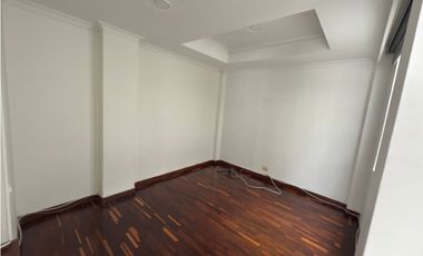 Se Vende Casa en Conjunto Cerrado, Barrio Los lamos-Pereira