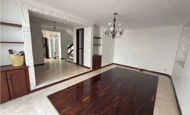 Se Vende Casa en Conjunto Cerrado, Barrio Los lamos-Pereira