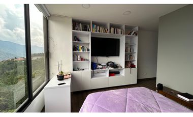Se Vende Espectacular Casa en Alto del Escobero