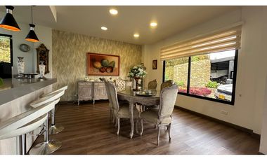 Se Vende Espectacular Casa en Alto del Escobero