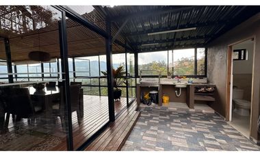 Se Vende Espectacular Casa en Alto del Escobero