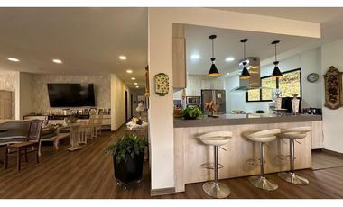 Se Vende Espectacular Casa en Alto del Escobero