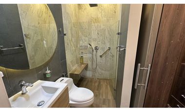 Se Vende Espectacular Casa en Alto del Escobero