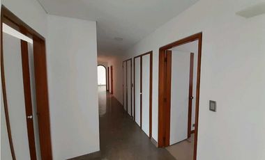 Alquiler Apartamento Poblado Club Campestre 8475964