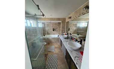 CASA EN VENTA EN FLORIDABLANCA
