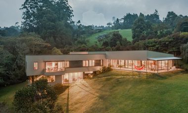 Casa Campestre Amoblada Alto de Palmas, Envigado