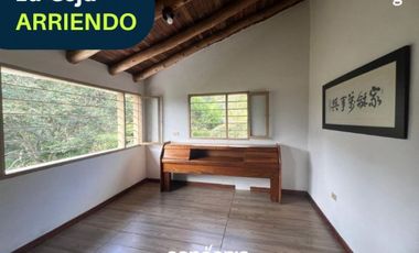 Finca en arriendo- En parcelación vía La Ceja