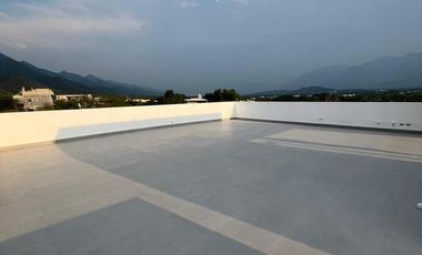 CASA EN VENTA CARRETERA NACIONAL BOSQUES DE LAS MISIONES