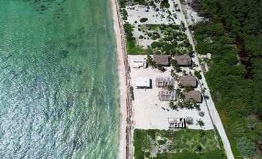 Villa beachfront de 3 recamaras 2 baños con club de Playa