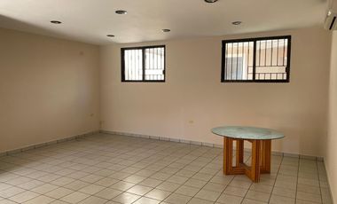 Casa en Venta, Av. Lázaro Cárdenas, Col. María de la Piedad. Coatzacoalcos, Ver.