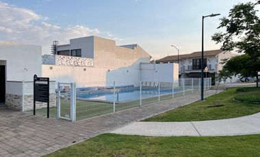 Lombardía Residencial CASA en RENTA o VENTA zona norte, La Antorcha, La Foresta, Katania, Porton del Valle