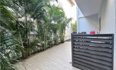 VENTA DE APARTAMENTO AMOBLADO EN PLAYA CARACOL, PH AIRES DEL MAR 3 (2)