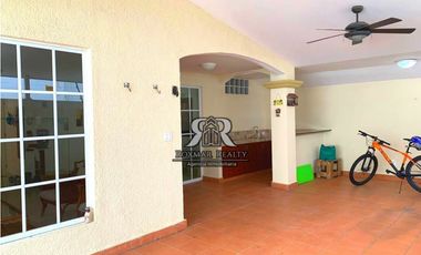 VENDO CASA CONDADO DEL REY DORADO SPRINGS