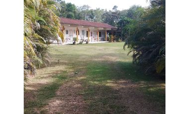 VENDO CASA RODEADA DE NATURALEZA  EN LA CANDELARIA TOABRÉ PENONOMÉ