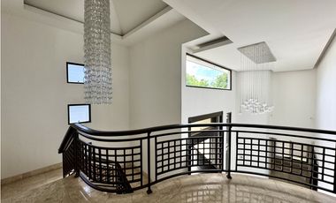 CASA UNIFAMILIAR PASEO DEL PARQUE - COSTA DEL ESTE - VENTA