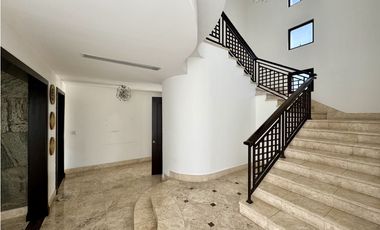 CASA UNIFAMILIAR PASEO DEL PARQUE - COSTA DEL ESTE - VENTA