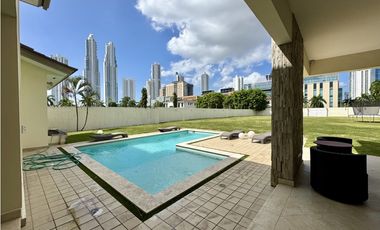 CASA UNIFAMILIAR PASEO DEL PARQUE - COSTA DEL ESTE - VENTA