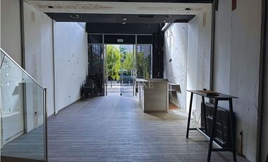 ALQUILER LOCAL COMERCIAL EN CALLE URUGUAY (8)