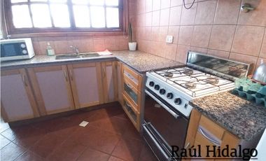 VENTA DEPARTAMENTO DE 4 AMBIENTES Y DOS LOCALES