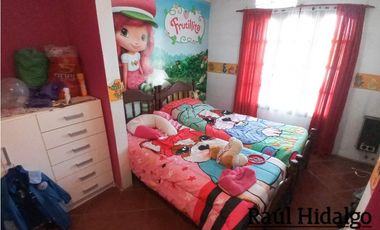 VENTA DEPARTAMENTO DE 4 AMBIENTES Y DOS LOCALES