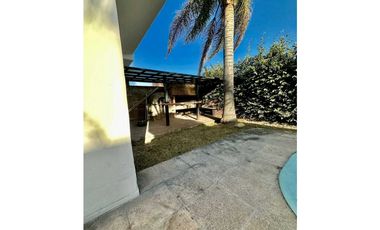 OPORTUNIDAD HERMOSA CASA BARRIO RESIDENCIAL VILLA DOMINGUEZ