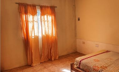 EN VENTA CASA DE DOS DORMITORIOS EN JORGE NEWBERY