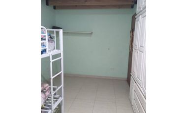 GRANADERO BAIGORRIA/CHALET BARRIO CORREO/PITAGORAS 374 APTA CREDITO