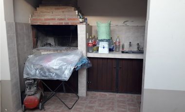 CASA EN VILLA CARLOS PAZ  (OPORTUNIDAD)