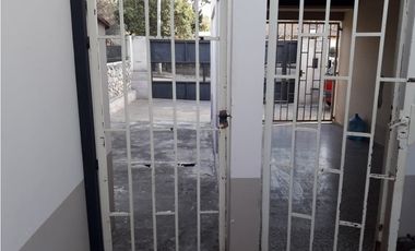 CASA EN VILLA CARLOS PAZ  (OPORTUNIDAD)