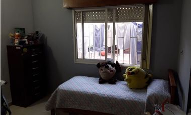 CASA EN VILLA CARLOS PAZ  (OPORTUNIDAD)