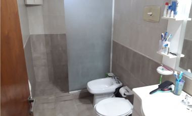 CASA EN VILLA CARLOS PAZ  (OPORTUNIDAD)