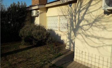 CASA EN VILLA CARLOS PAZ  (OPORTUNIDAD)