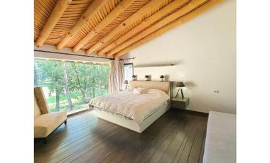 Casa en venta en el Club de Golf Avándaro Valle de Bravo