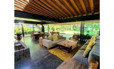 Casa en venta en el Club de Golf Avándaro Valle de Bravo