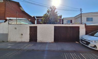 Casa en venta en LA GRANJA