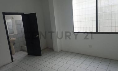VENTA CASA DE DOS PLANTAS UBICADA AL SUR DE GUAYAQUIL, CDLA. COVIEM AleL