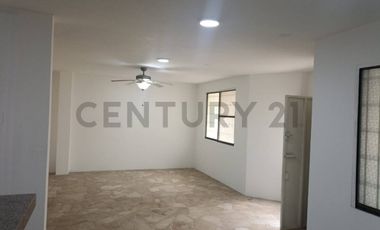 VENTA CASA DE DOS PLANTAS UBICADA AL SUR DE GUAYAQUIL, CDLA. COVIEM AleL