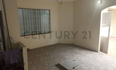 VENTA CASA DE DOS PLANTAS UBICADA AL SUR DE GUAYAQUIL, CDLA. COVIEM AleL