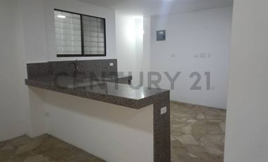 VENTA CASA DE DOS PLANTAS UBICADA AL SUR DE GUAYAQUIL, CDLA. COVIEM AleL
