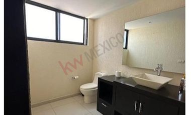 VENTA CASA CTO. NOVELISTAS SATELITE