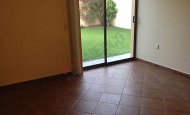 VENTA CASA CTO. NOVELISTAS SATELITE
