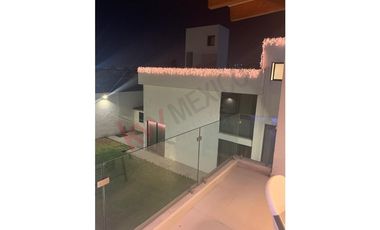 VENTA CASA CTO. NOVELISTAS SATELITE