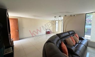 VENTA CASA CTO. NOVELISTAS SATELITE