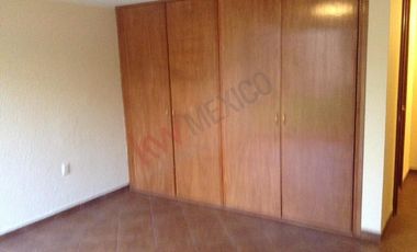 VENTA CASA CTO. NOVELISTAS SATELITE