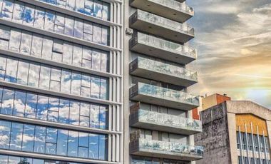 Oficina 100 m2 en Núñez - Excelente imagen profesional y ubicación - Cochera