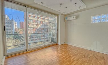 Oficina 100 m2 en Núñez - Excelente imagen profesional y ubicación - Cochera