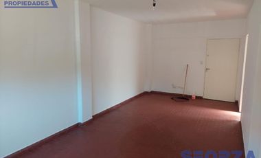 Departamento 4 ambientes en venta en San Miguel